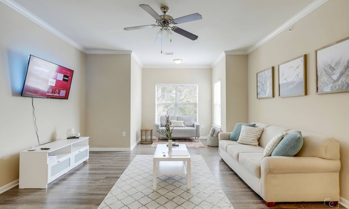 The Colony Apartment | Cozy Stay minutes from The Star! W/Pool & Gym - Near Top Golf and PGA Frisco!