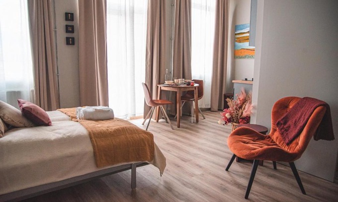 Hliðar Apartment | Cozy studio by the city centre