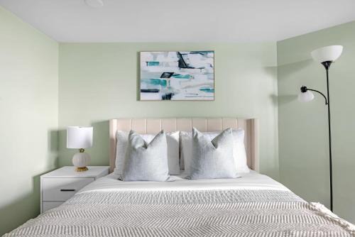 Fort York Apartment | Cozy Studio by the Waterfront & Bentway