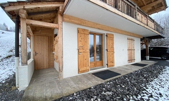 Crest-Voland Apartment | Cozy Studio for 4 in Chalet, Near Slopes and Shops, Crest-Voland