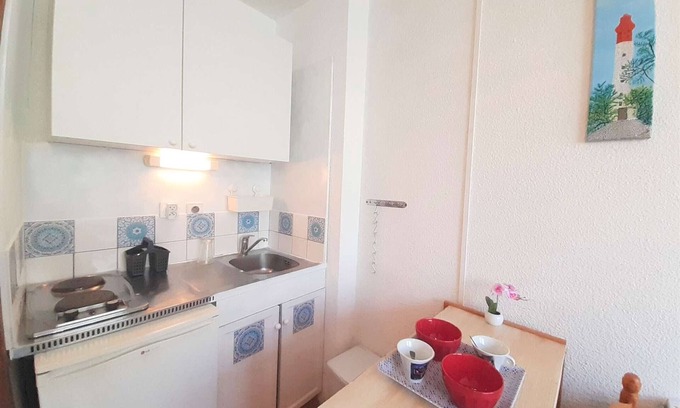 Piau Engaly Apartment | Cozy Studio for 4 in Piau Engaly, Ski Storage, Equipped Kitchen, TV, Ideal for Families