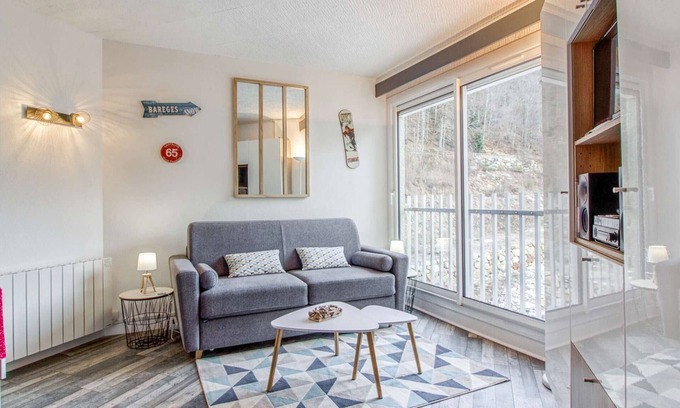 Bareges Apartment | Cozy studio for 4 with kitchenette and dishwasher in Barèges