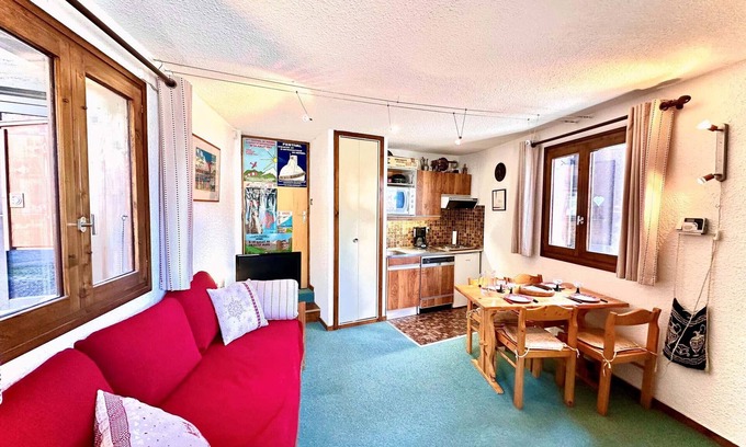Meribel Apartment | Cozy Studio in Méribel - Near Slopes and Shops