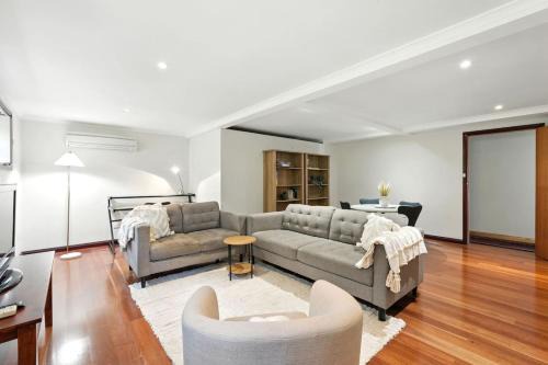 Blackmans Bay House | Cozy Studio Retreat - Blackmans