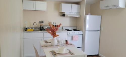Calverton Apartment | Cozy Studio Walk to Shops, Quick Drive to DC
