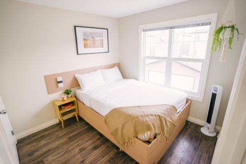 Regina Apartment | Cozy & Stylish Laneway suite