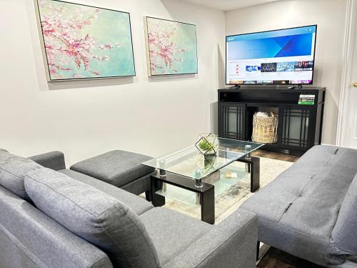 Bramalea Apartment | Cozy Suite near Bramalea City Centre, Brampton