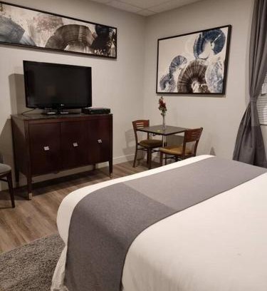 Downtown Gatineau Apartment | Cozy Sweet Studio #9. Ten min to D.T Ottawa