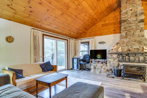 West Poland House | Cozy Thompson Lake Cabin with Boat Dock and Launch