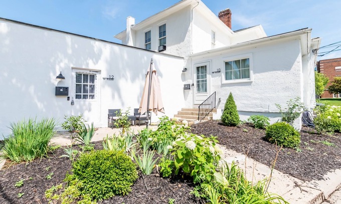 Westerville House | Cozy townhome in amazing Westerville.