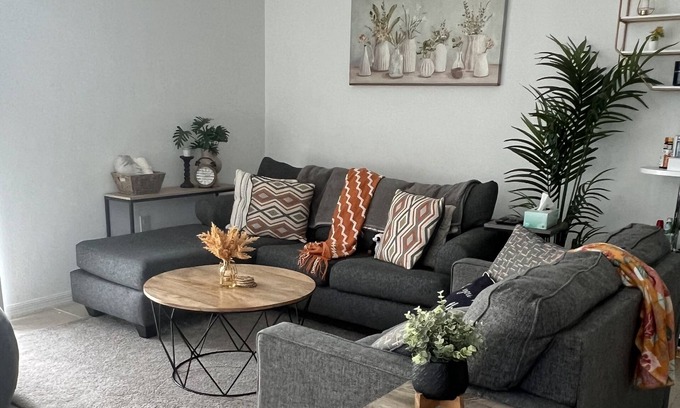 Misty Creek House | Cozy Townhome