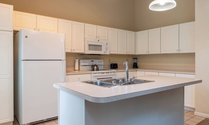 Bethel House | Cozy townhome with 1 bedroom and WiFi in tranquil Bethel, close to Sunday River