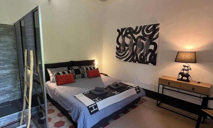 Duddova House | Cozy Tuscan Town house with Classic/Modern touch. Superb for travelers of Italy