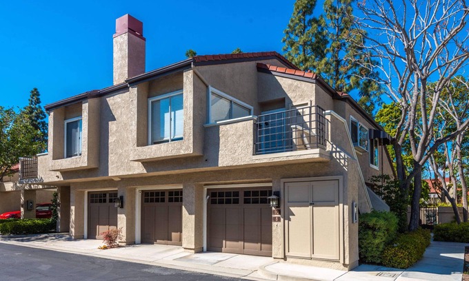 University Town Center House | Cozy UCI Townhome 2 Bedroom 2 Bath