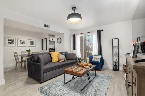 Gainesville Apartment | Cozy UF Condo - Near Shands UF VA on Archer Road !