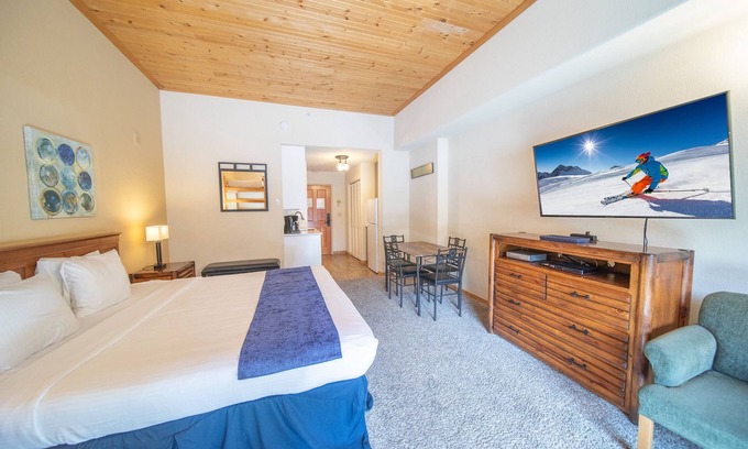 Mountain House Condo | Cozy Updated Studio with a Central Location!