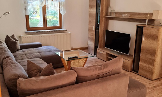 Plaue Apartment | Cozy vacation apartment in the Thuringian Forest (pet friendly)