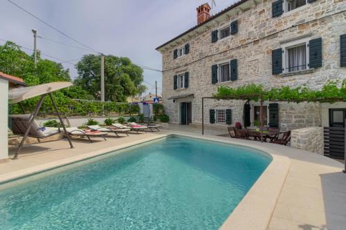 Dracevac Villa | Cozy villa Zita with private pool near town center