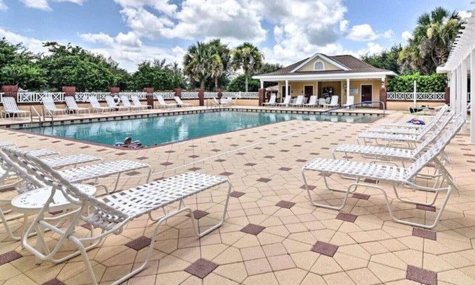 Silver Lake House | Cozy Villages Retreat! Sought-After Location!