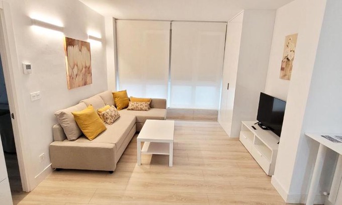 Algorta Apartment | Cozy White Home in Getxo