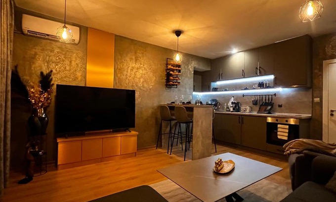 Razlog Apartment | CozyHomes