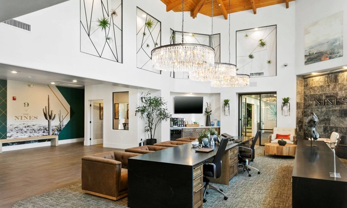 Kierland Apartment | CozySuites at Kierland Commons