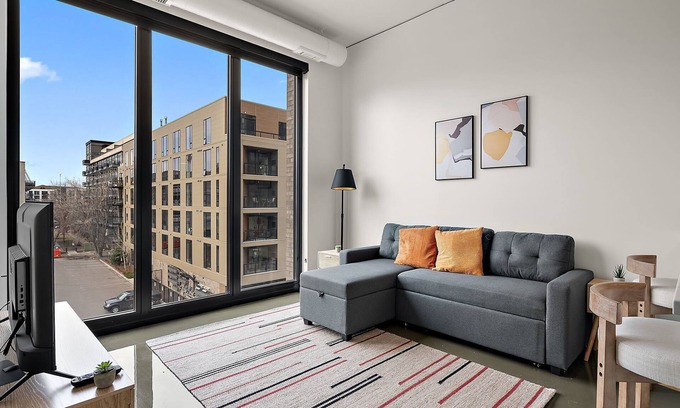 Warehouse District Apartment | CozySuites NLG - Modern 2BR condo #14