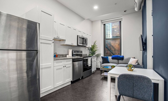 Cultural District Apartment | CozySuites - William