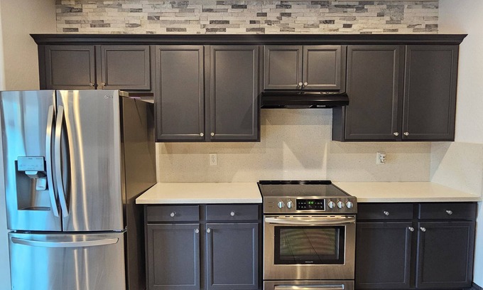 Estrella Village House | Cozzy & Charming 3-bedroom and 2 full baths house & pool & WiFi in Tolleson.