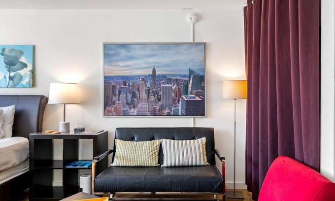 Midtown Apartment | (CPB) Quiet Studio Perfect for Travel Nurses