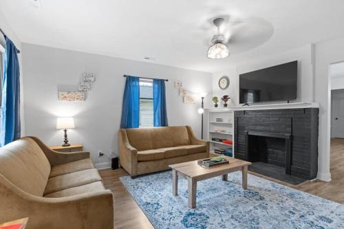 Chattanooga House | Crafty on Hoyt- Renovated Craftsman 15 mins from Downtown