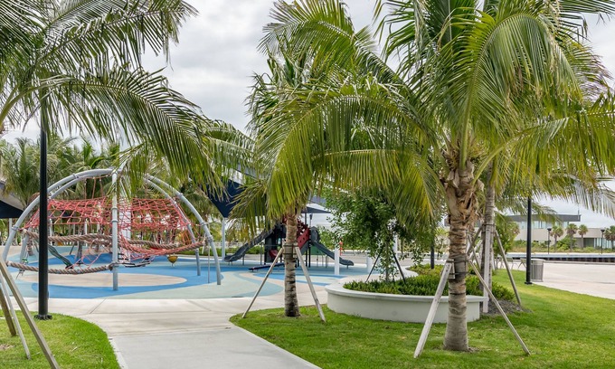 Bahama Village House | Craig & Cindy Key West Truman Annex Fleming House 2 bdrm 2.5 bath private house