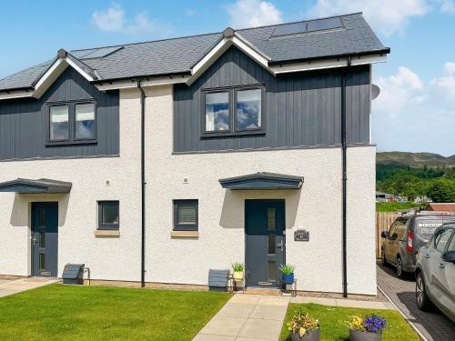Pitlochry House | Craigower View