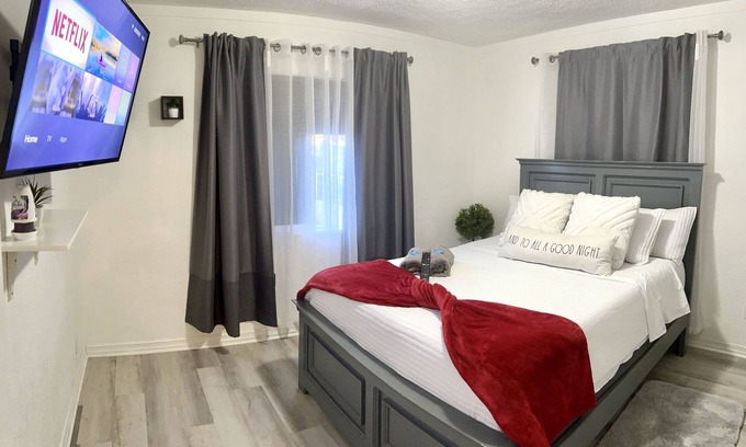 South Gate House | Create Family Memories