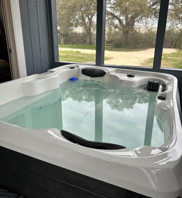 New Braunfels House | Creed's Cottage at Four Oaks