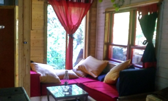 St-Augustin-de-Woburn Ski Chalet | Creek Cottage