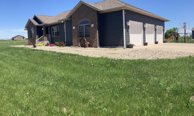 Piedmont House | Creek View 23 miles from Sturgis