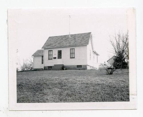 Owatonna House | Creekside cottage