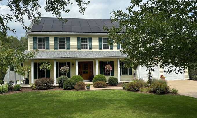 Selinsgrove Apartment | Creekside Hideaway - Cozy studio in Selinsgrove, PA