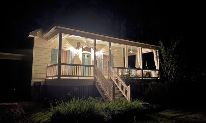 Fairhope House | Creole-style Cottage near Fish River