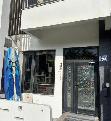 Shuili House | Crescent Bay SUP