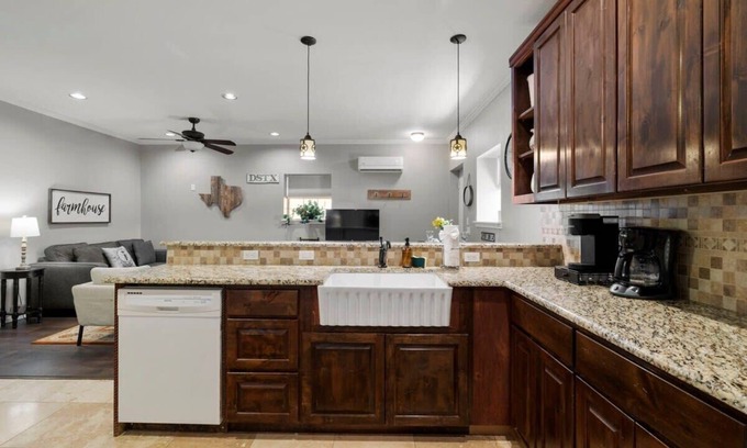Dripping Springs House | Cricket Hill Ranch | Private Barndominium