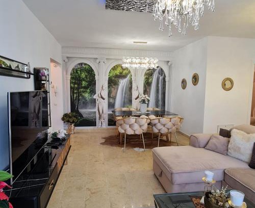 Old Town Apartment | CRISTINCO PANORAMIC