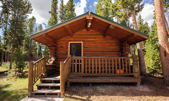 Dubois Resort | Crooked Creek