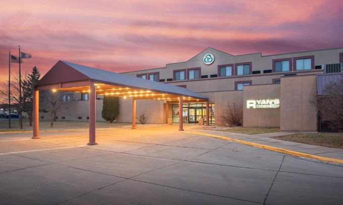 Huron Hotel | Crossroads Hotel and Huron Event Center