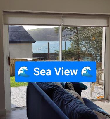 Glandore Apartment | Crow's Nest Glandore - 2 - Self Catering