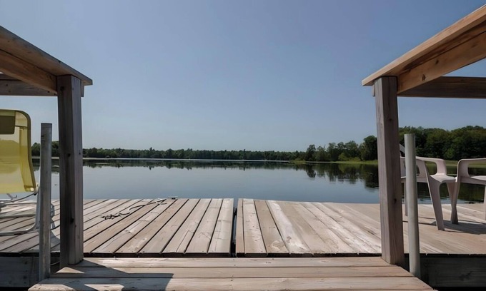 Rideau Lakes Cottage | Crown Jewel of Lower Beverly Lake-The luxurious private and spacious lake house
