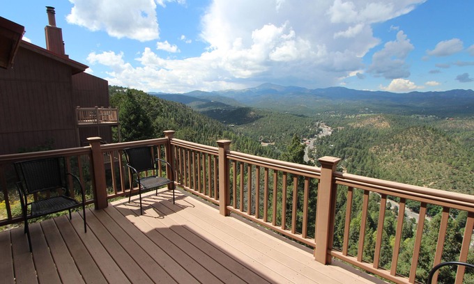 Ruidoso Condo | Crown Point Resort