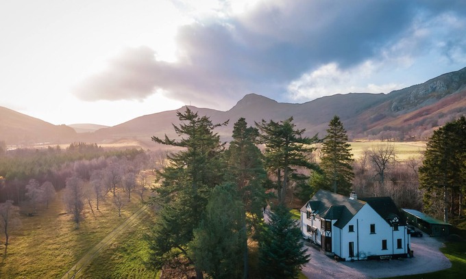 Newtonmore House | Crubenbeg Country House