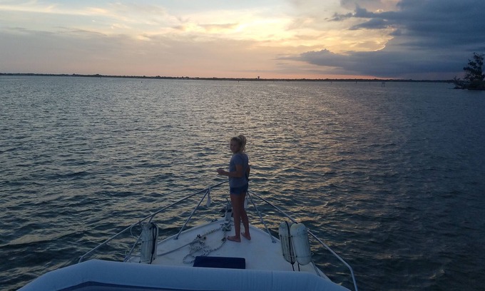 Sebastian Boat Rental | Cruise to the Florida Keys. Captain included!